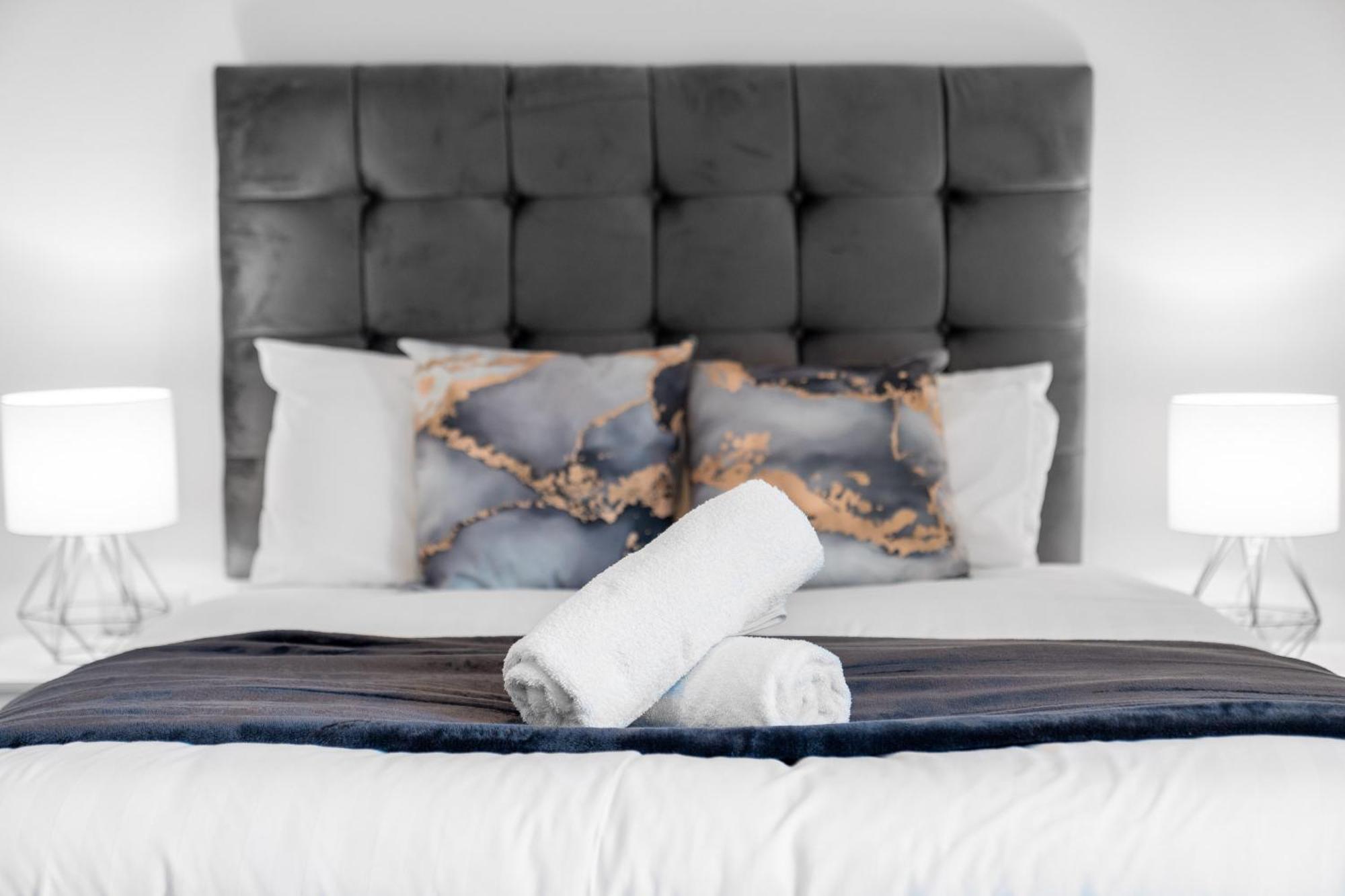 Stylish 2 Bedroom Apartment - Balcony - Secure Parking - Top Rated - 5Mc Birmingham Exteriér fotografie