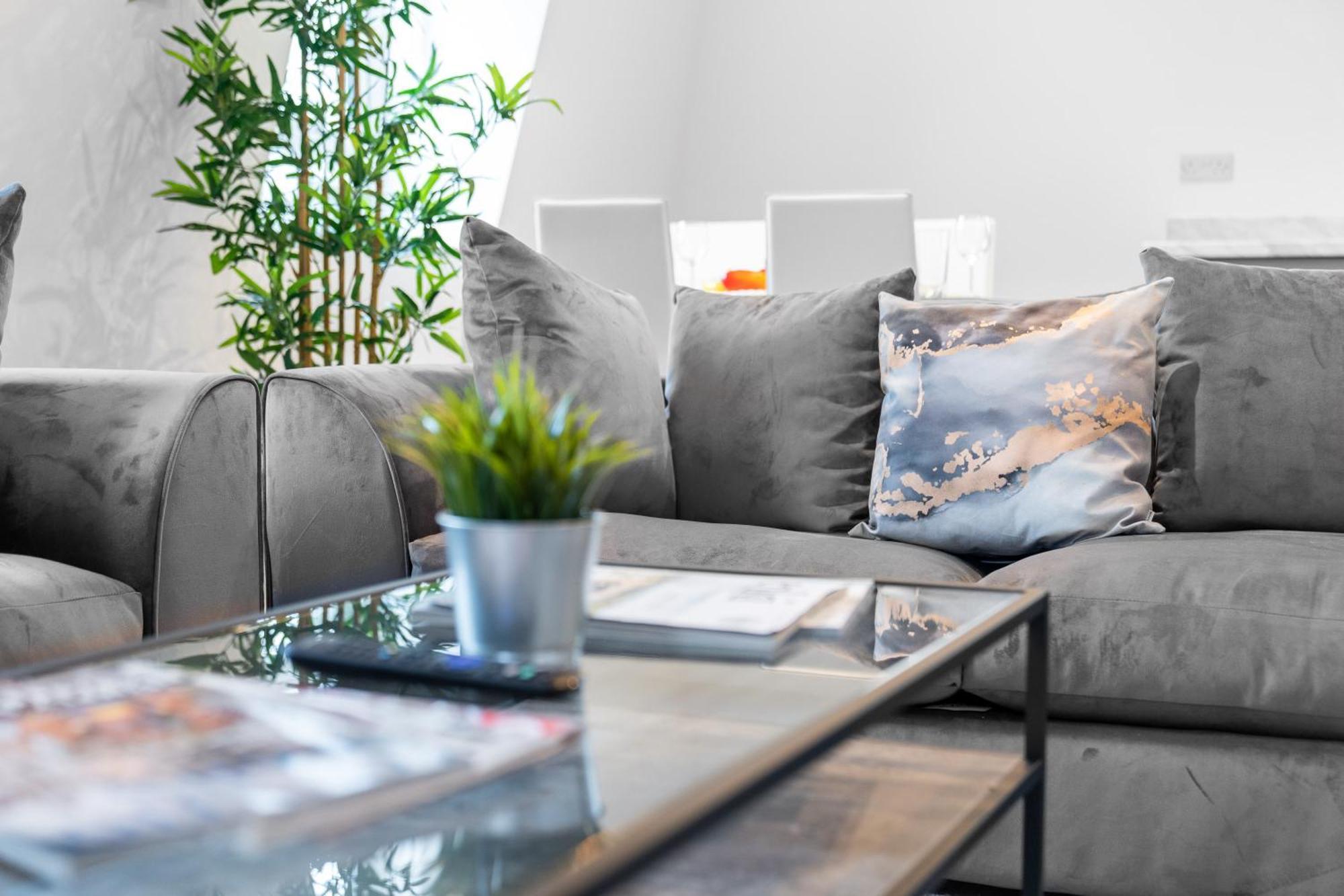 Stylish 2 Bedroom Apartment - Balcony - Secure Parking - Top Rated - 5Mc Birmingham Exteriér fotografie