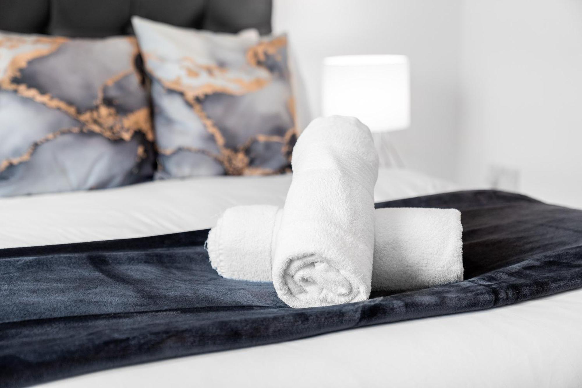 Stylish 2 Bedroom Apartment - Balcony - Secure Parking - Top Rated - 5Mc Birmingham Exteriér fotografie